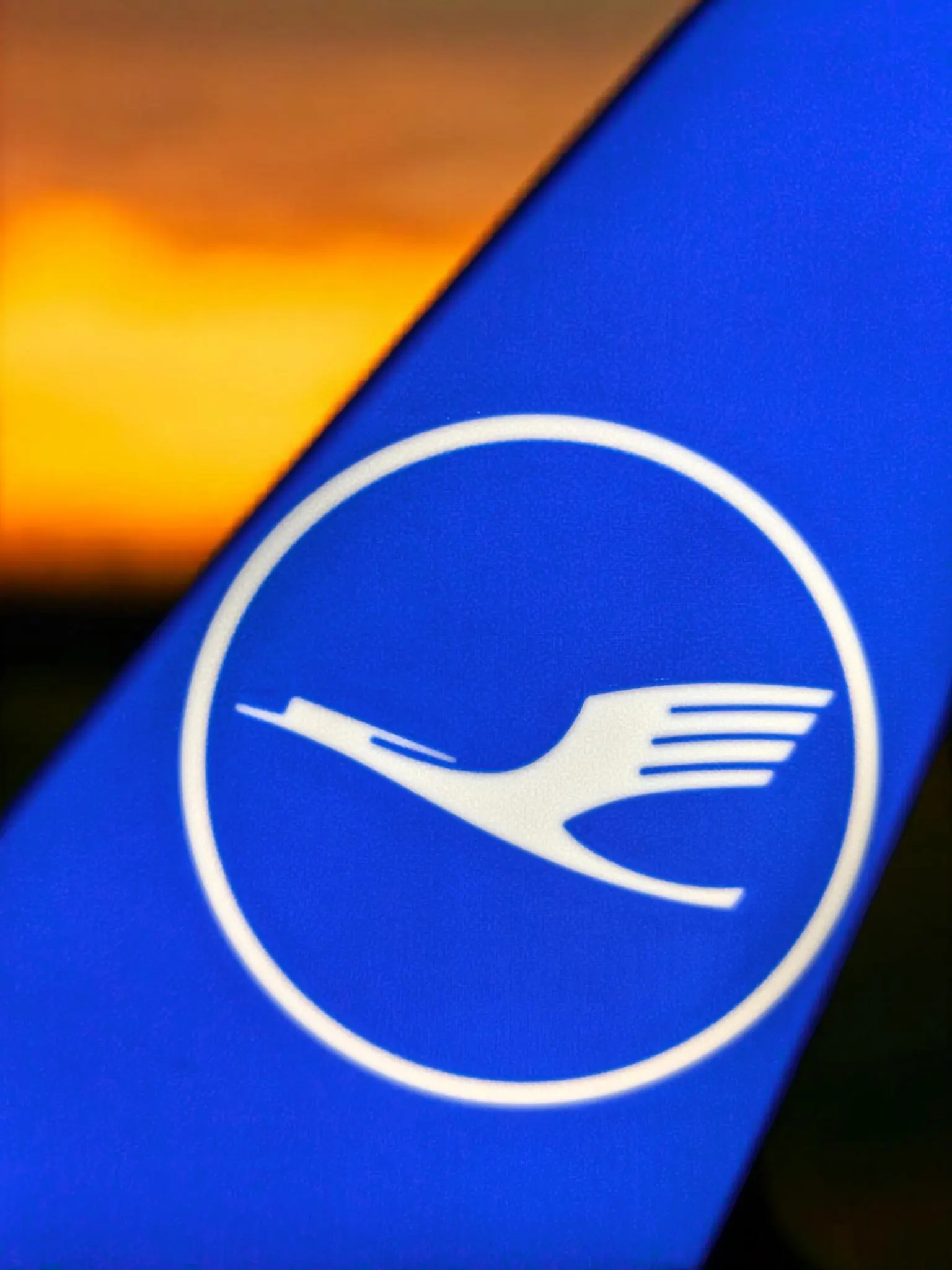 Lufthansa Modern Tail Fin