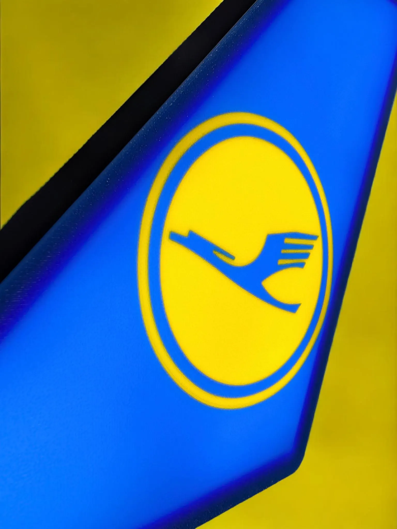 Lufthansa Retro Tail Fin